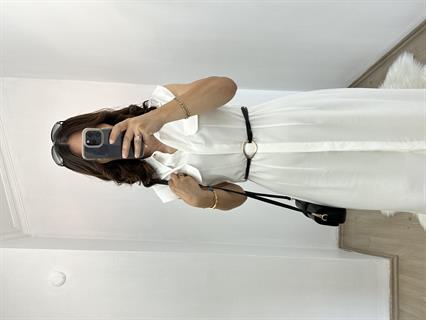 Beyaz Tensel Kumaş Kolsuz Kemerli Gömlek Elbise