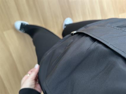 Delra Siyah Paraşüt Ve Modal Kumaş Tasarım Eşofman Takımı