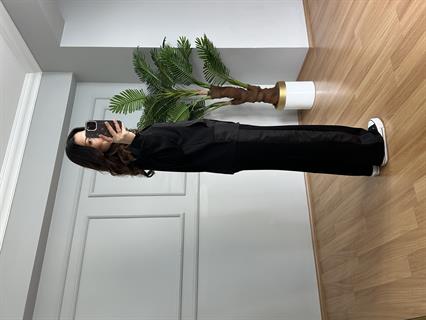 Delra Siyah Paraşüt Ve Modal Kumaş Tasarım Eşofman Takımı