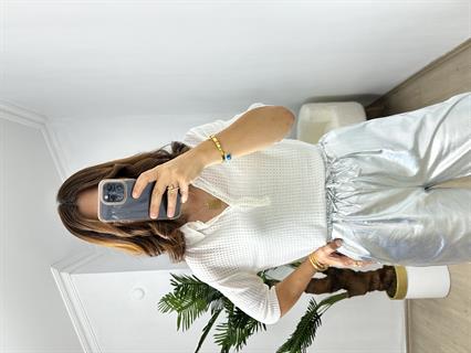 Ekru Delikli Polo Yaka Triko