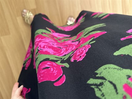 Helin Siyah Çiçekli Pamuk Viskon Midi Boy Elbise 