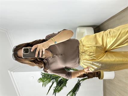 Kahve Delikli Polo Yaka Triko