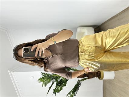 Kahve Delikli Polo Yaka Triko