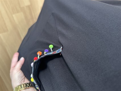 Lara Siyah Ponpon Cepli Likralı Elbise