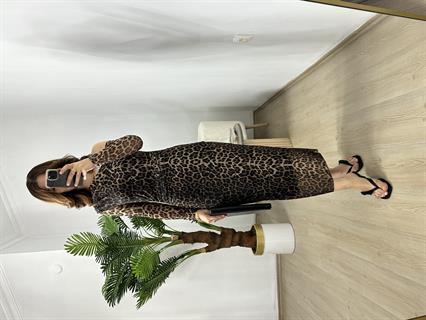 Leopar Desenli Omuz Detaylı Elbise