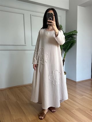Lilya Taş Papatya Detaylı Müslin Elbise
