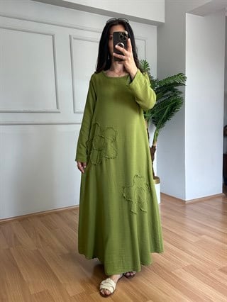 Lilya Yeşil Papatya Detaylı Müslin Elbise