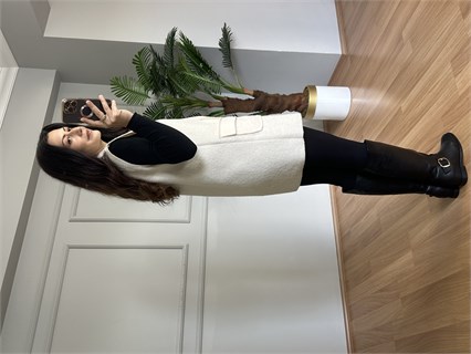 Milda Ekru Çift Düğme Detaylı Yelek