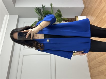 Monica Mavi İthal Krep Kumaş Broşlu Ceket