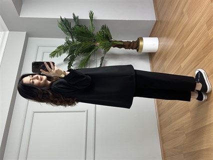 Monica Siyah İthal Krep Kumaş Broşlu Ceket