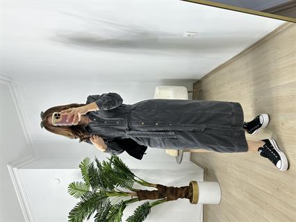 Orjinal Marka Antrasit Yıkamalı Cepli Kuşaklı Elbise