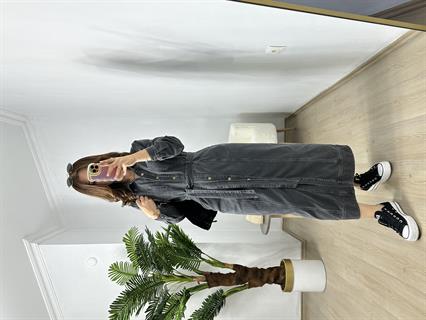 Orjinal Marka Antrasit Yıkamalı Cepli Kuşaklı Elbise