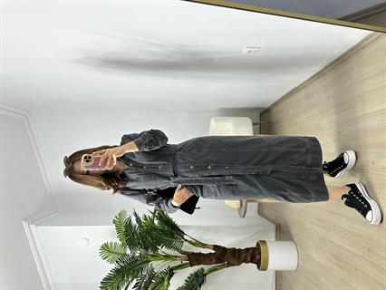 Orjinal Marka Antrasit Yıkamalı Cepli Kuşaklı Elbise