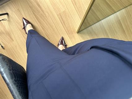 Oxi Lacivert İthal Dokuma Kumaş Pensli Pantolon