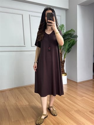 Samya Acı Kahve Tahta Boncuk Detaylı Lilralı Elbise 