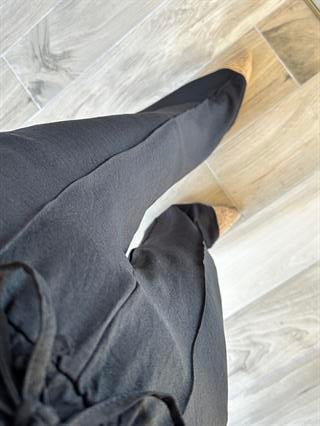 Siyah Keten Önden Dikişli Bol Pantolon