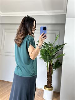 Sofya Yeşil Orj Marka Kolları Pilise Detaylı Tshirt 