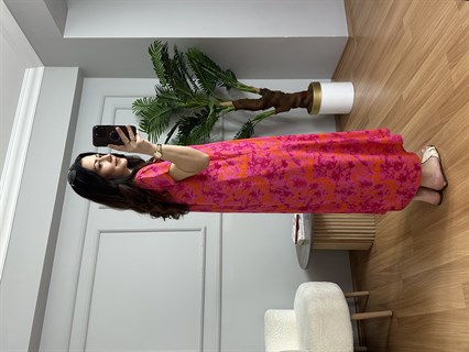 Stella Pembe Desenli V Yaka Viskon Elbise