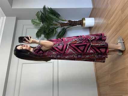 Stella Pembe Geometrik Desen V Yaka Viskon Elbise