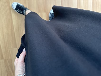 Sude Siyah Yaka Detaylı Basic Elbise