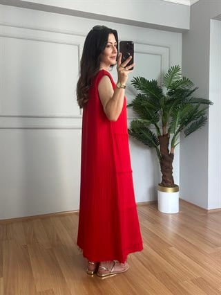 Şule Kırmızı Müslin Kumaş Kolsuz Elbise