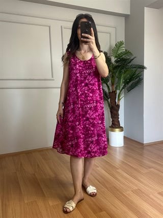 Suna Pembe Çıtır Desen Kolsuz Viskon Elbise