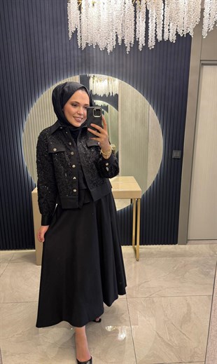 Pullu Dantel Takım Siyah