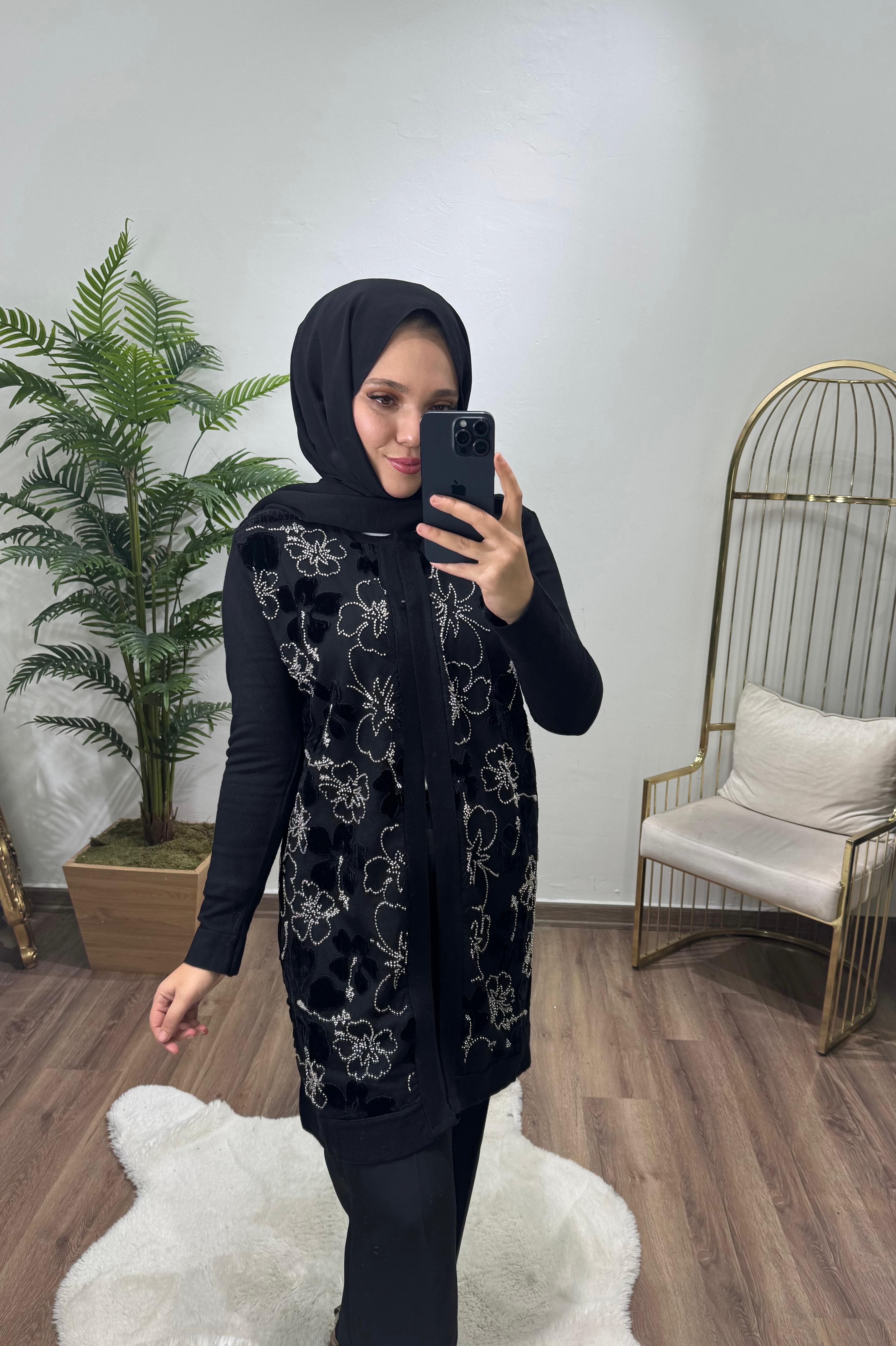 İşlemeli Triko Ceket Uzun Siyah