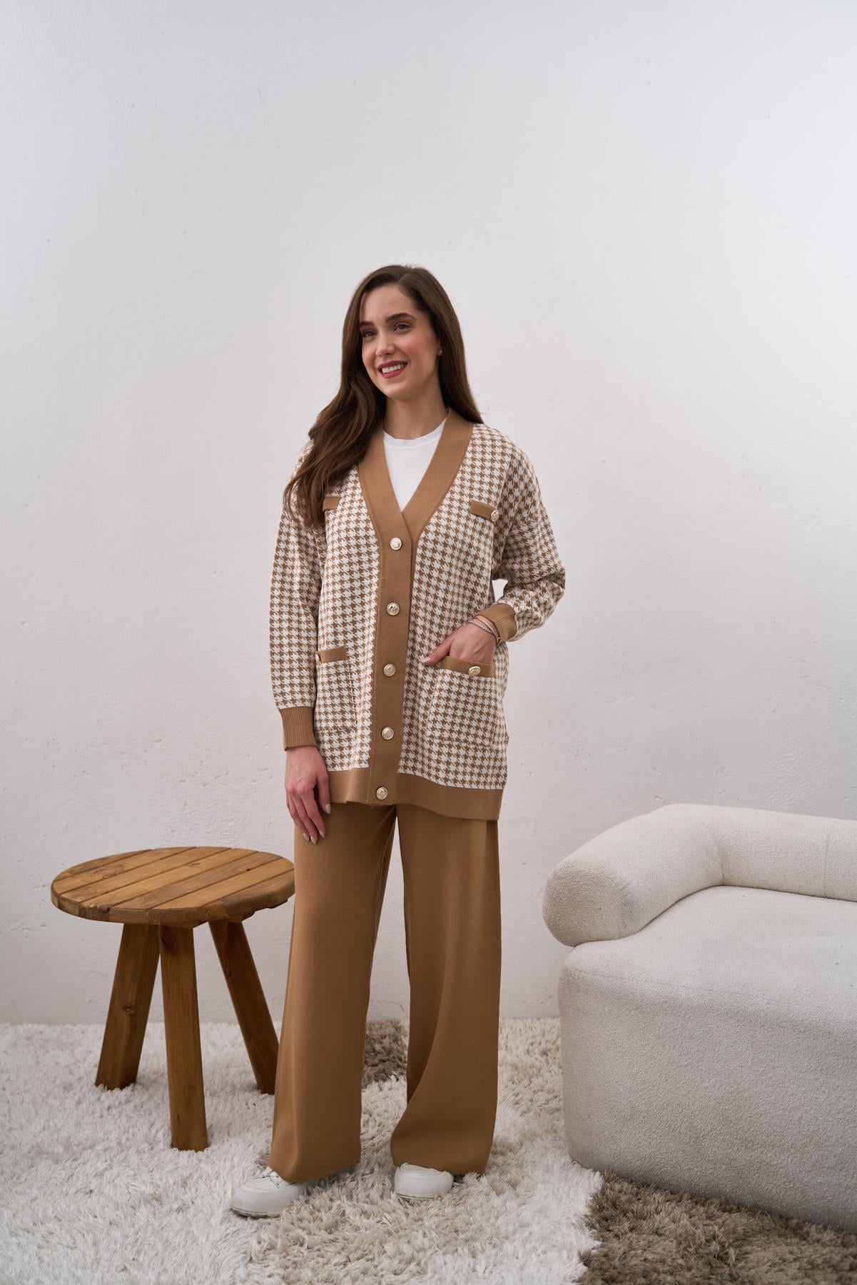 Triko Ceketli Takım Kahverengi