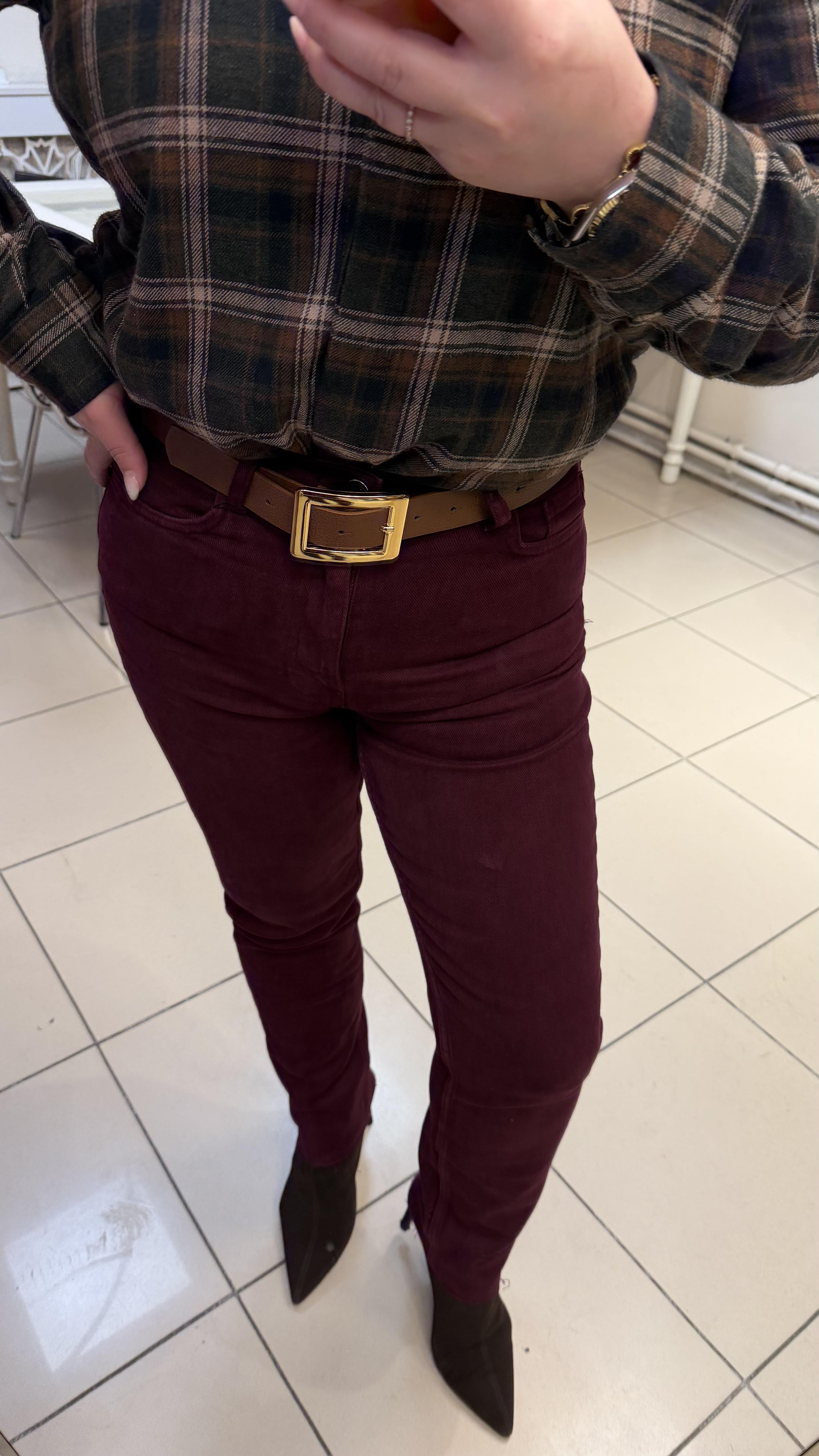  YÜKSEK BEL KESİK PAÇA BOYFİT JEAN BORDO