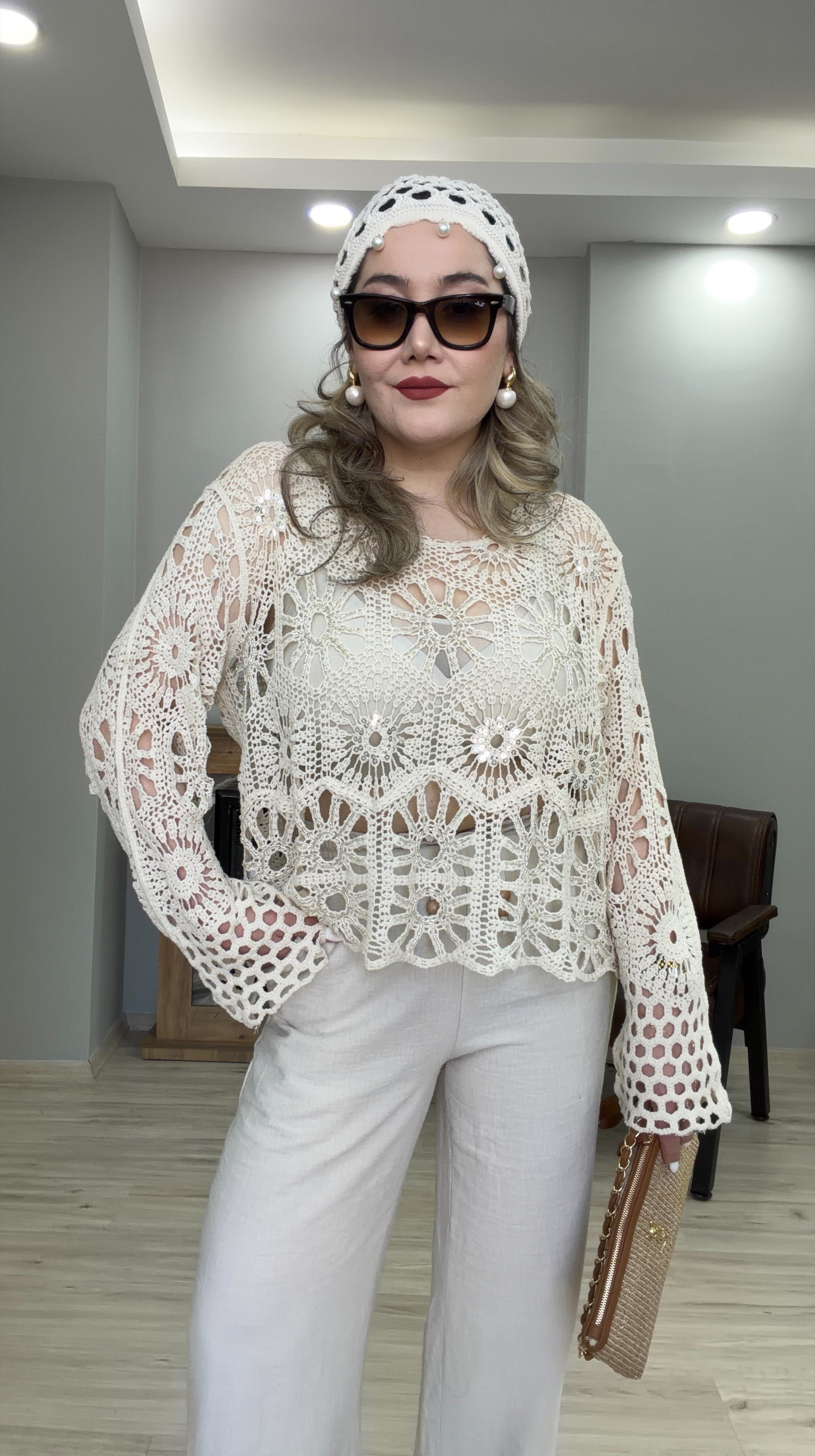 AJURLU DANTEL TRİKO BLUZ 