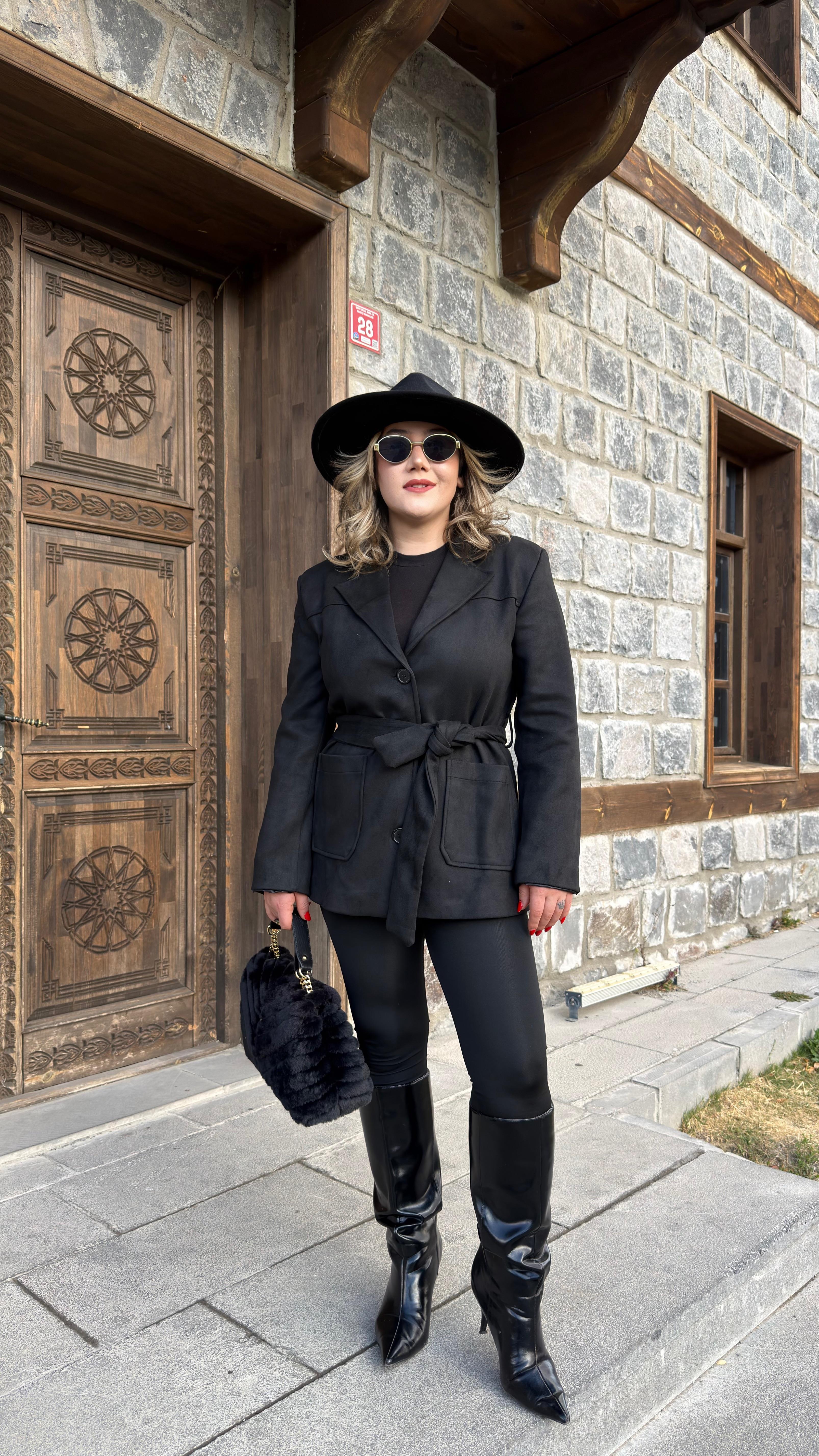 BELDEN KUŞAKLI SÜET CEKET SİYAH 