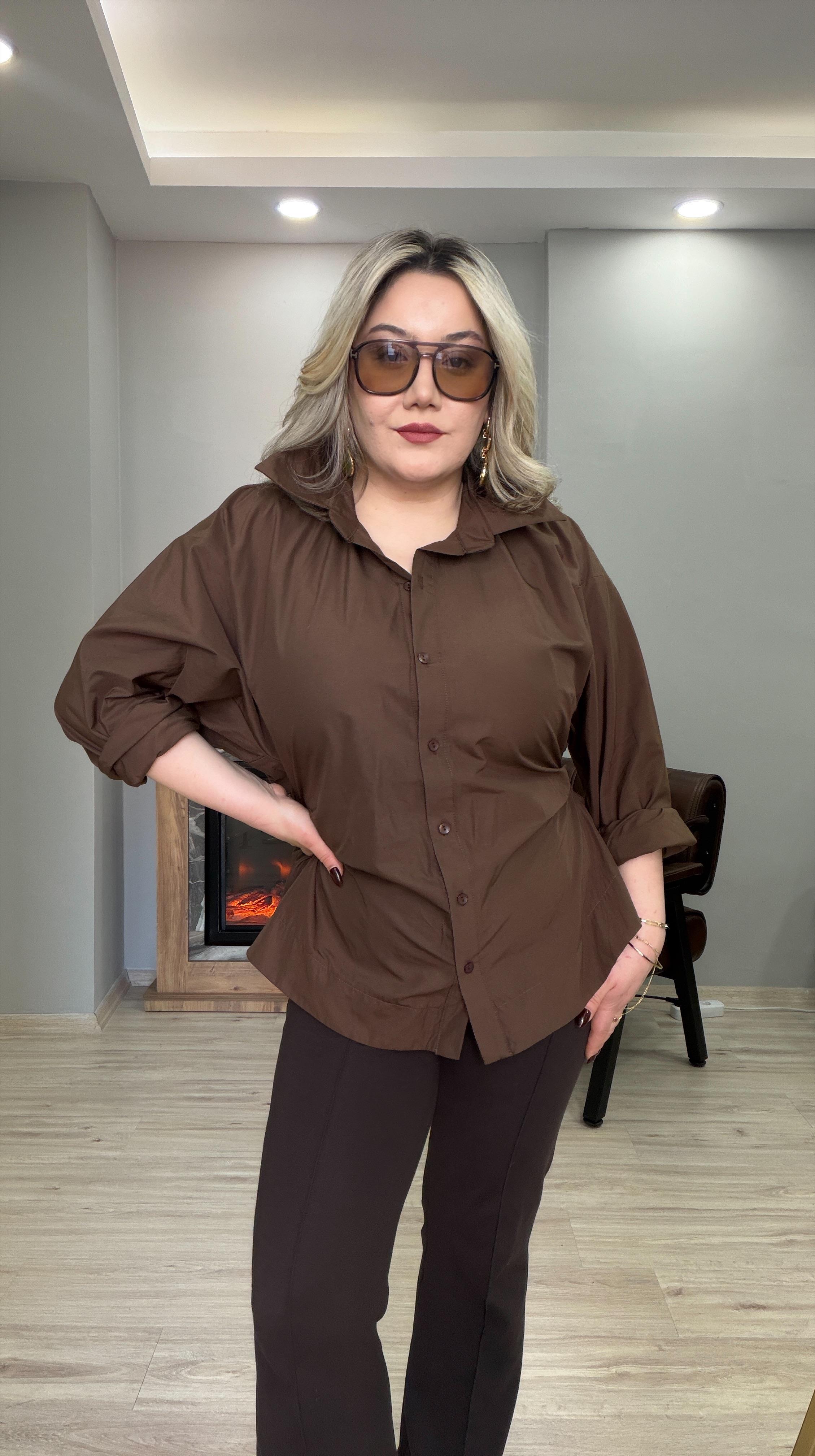 BELİ LASTİKLİ POPLİN GÖMLEK KAHVE