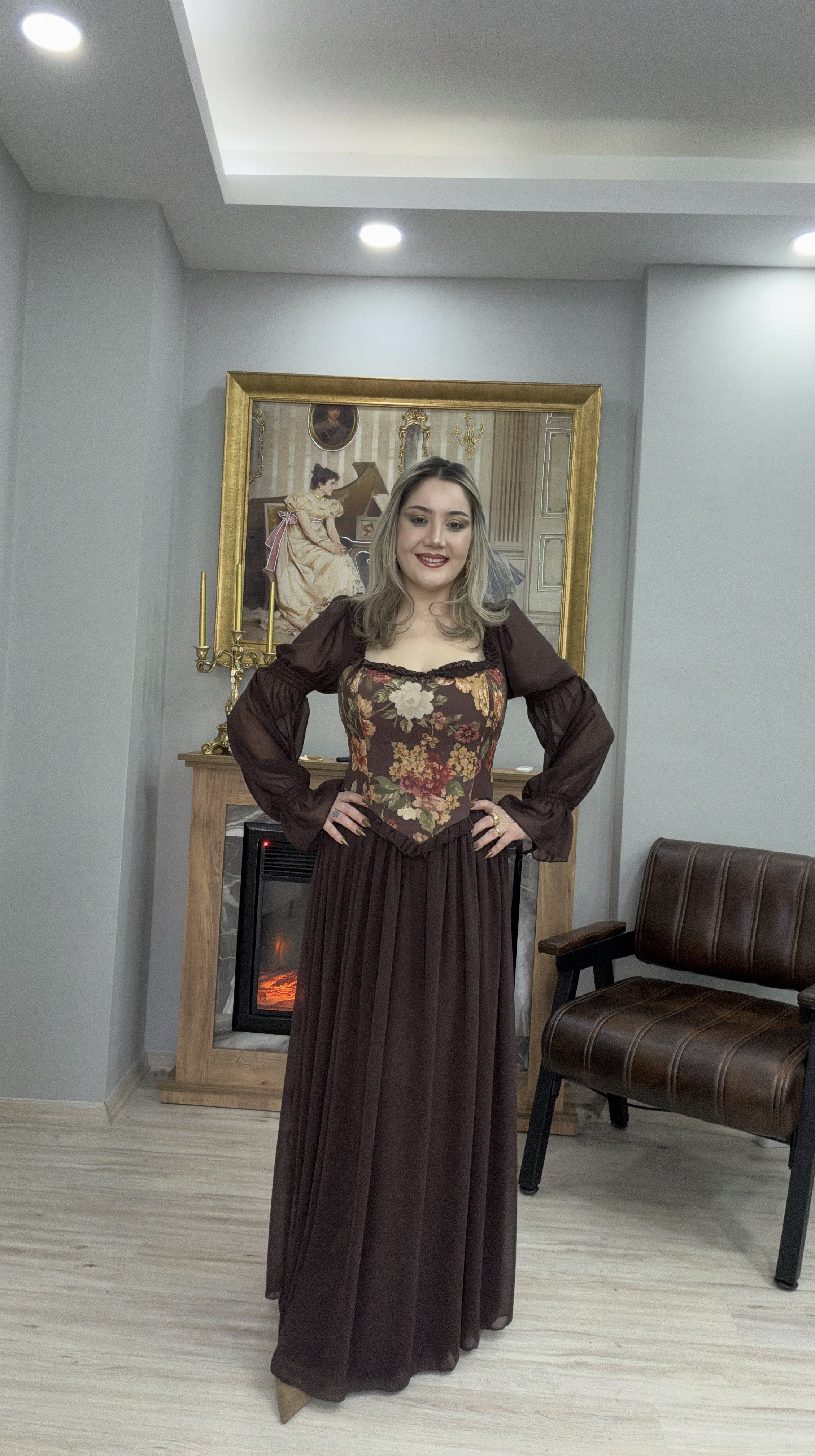 ÇİÇEK DESENLİ VİNTAGE ELBİSE KAHVE