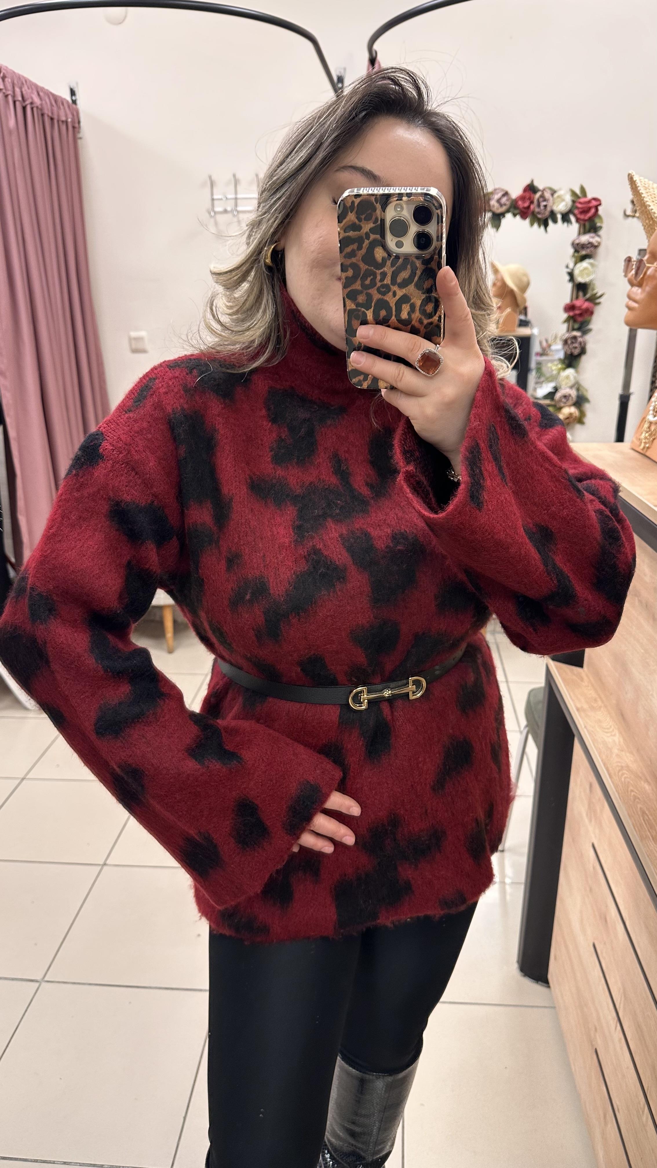 DİK YAKA SALAŞ LEOPAR DESEN KAZAK BORDO