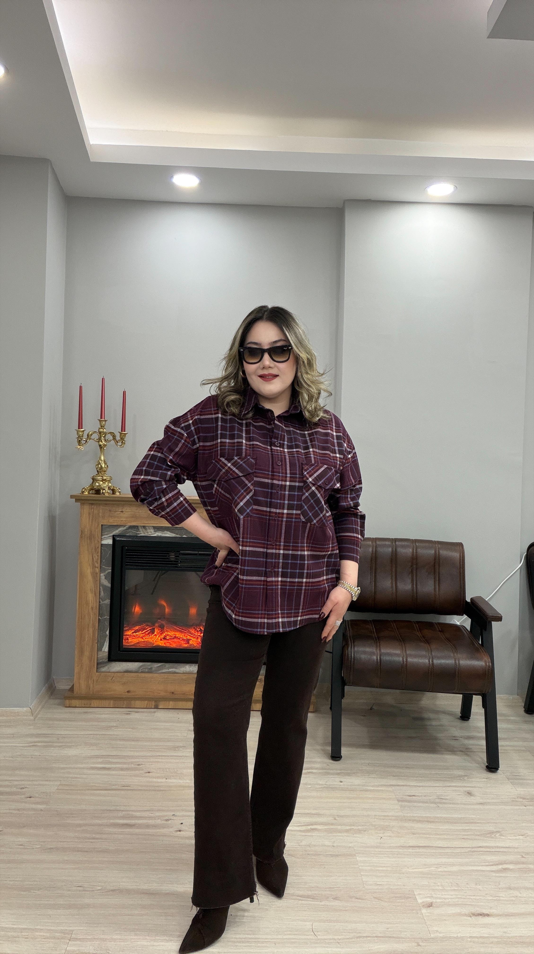 EKOSE DESEN CEPLİ KAŞE GÖMLEK  MÜRDÜM