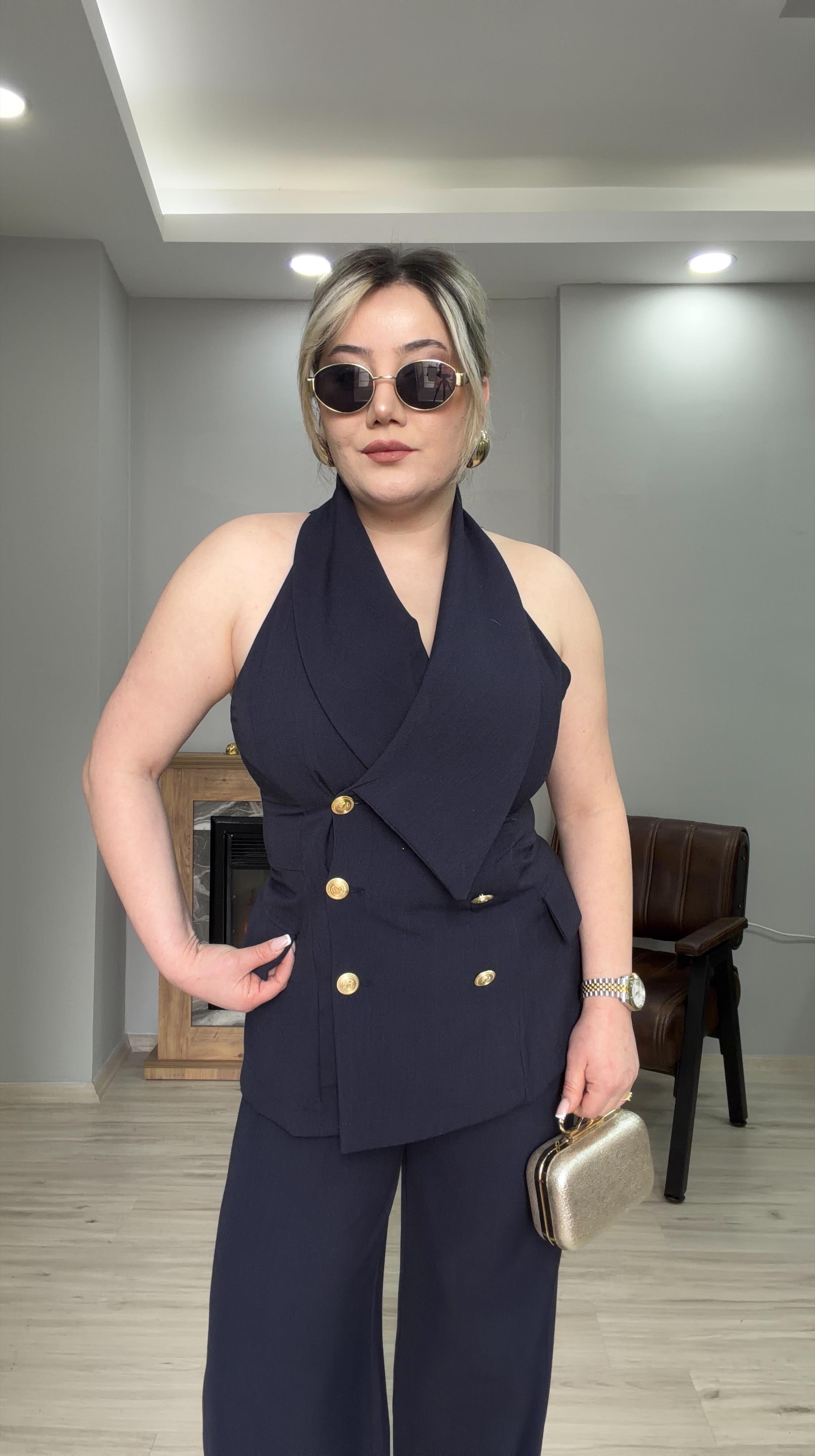 GOLD DÜĞMELİ YELEKLİ TAKIM LACİVERT