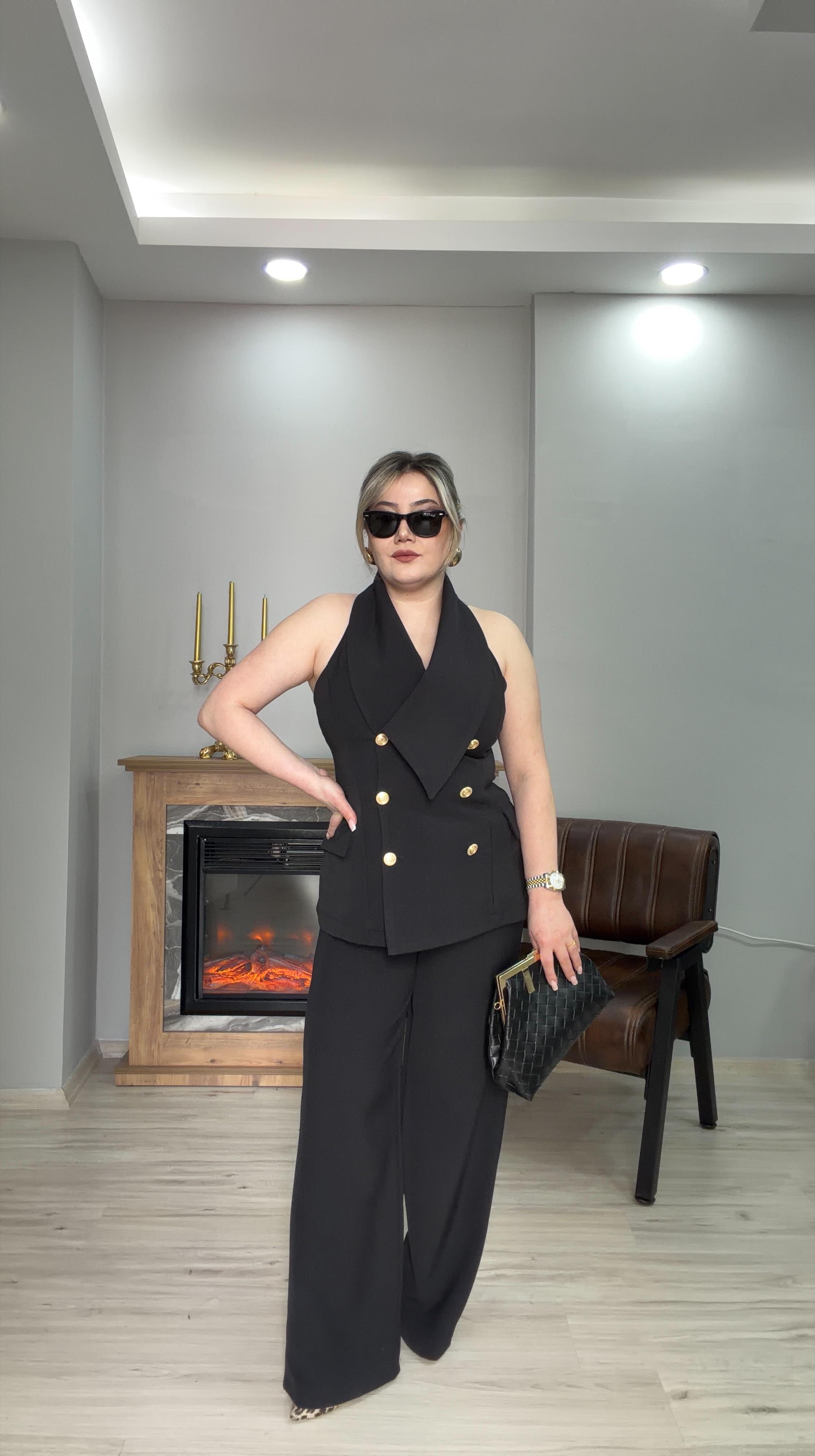 GOLD DÜĞMELİ YELEKLİ TAKIM SİYAH