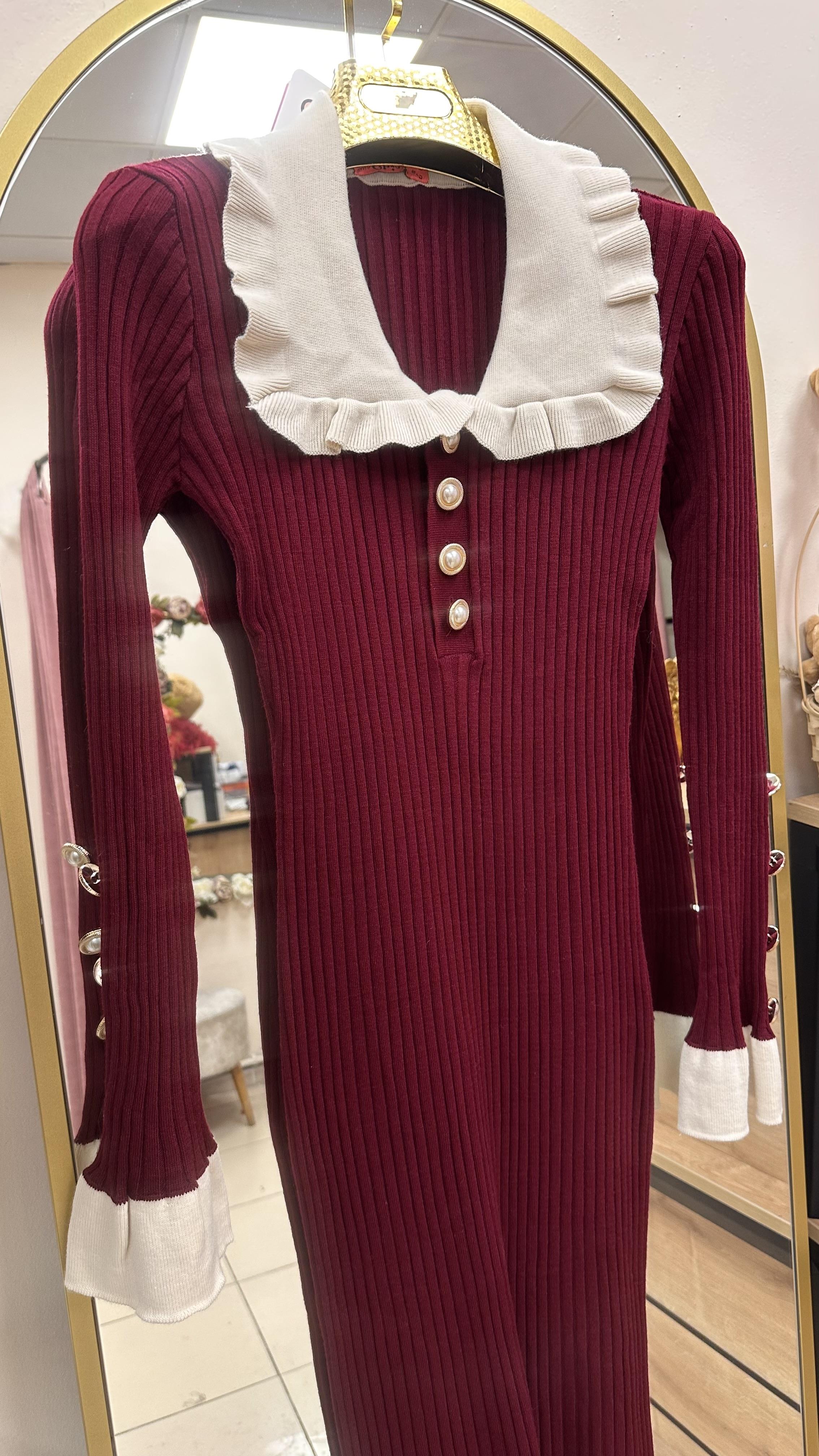 İNCİ DÜĞMELİ YAKALI TRİKO ELBİSE BORDO