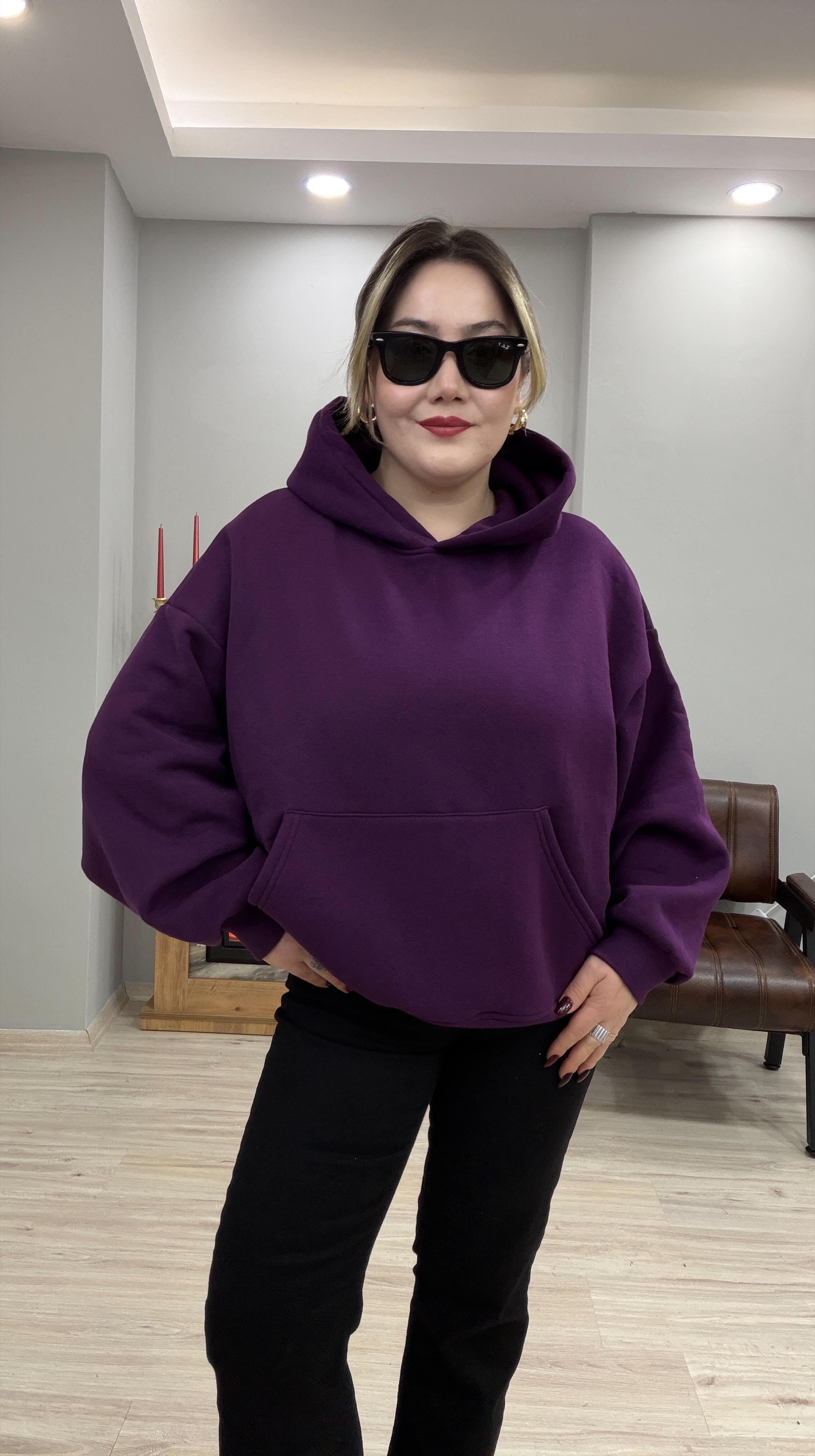 KAPÜŞONLI İÇİ ŞARDONLU SWEATSHİRT MÜRDÜM
