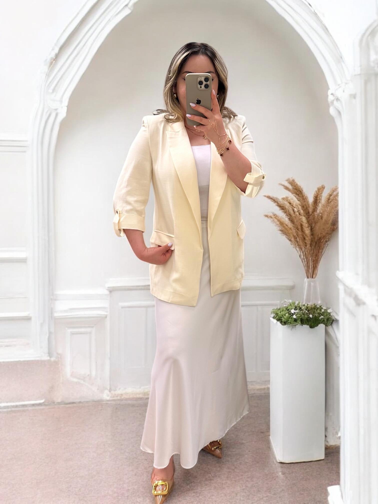 KATLAMALI KOL DETAYLI BLAZER SARI 