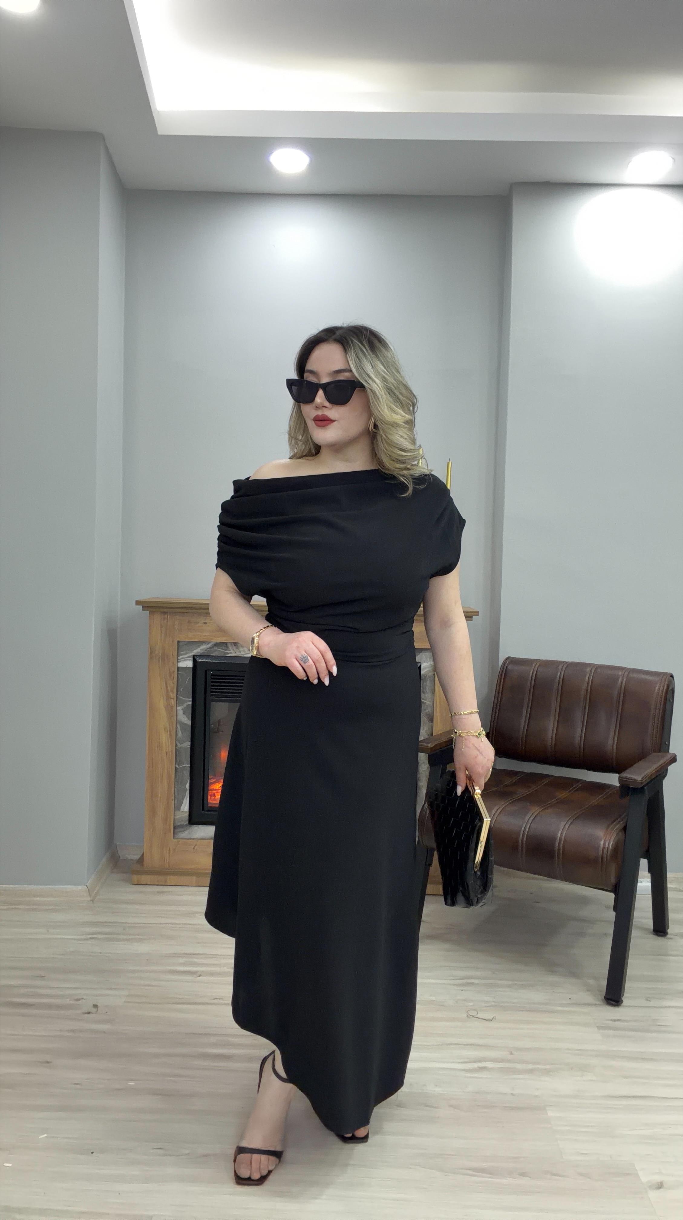 KAYIK YAKA OMUZ DRAPELİ ELBİSE SİYAH 