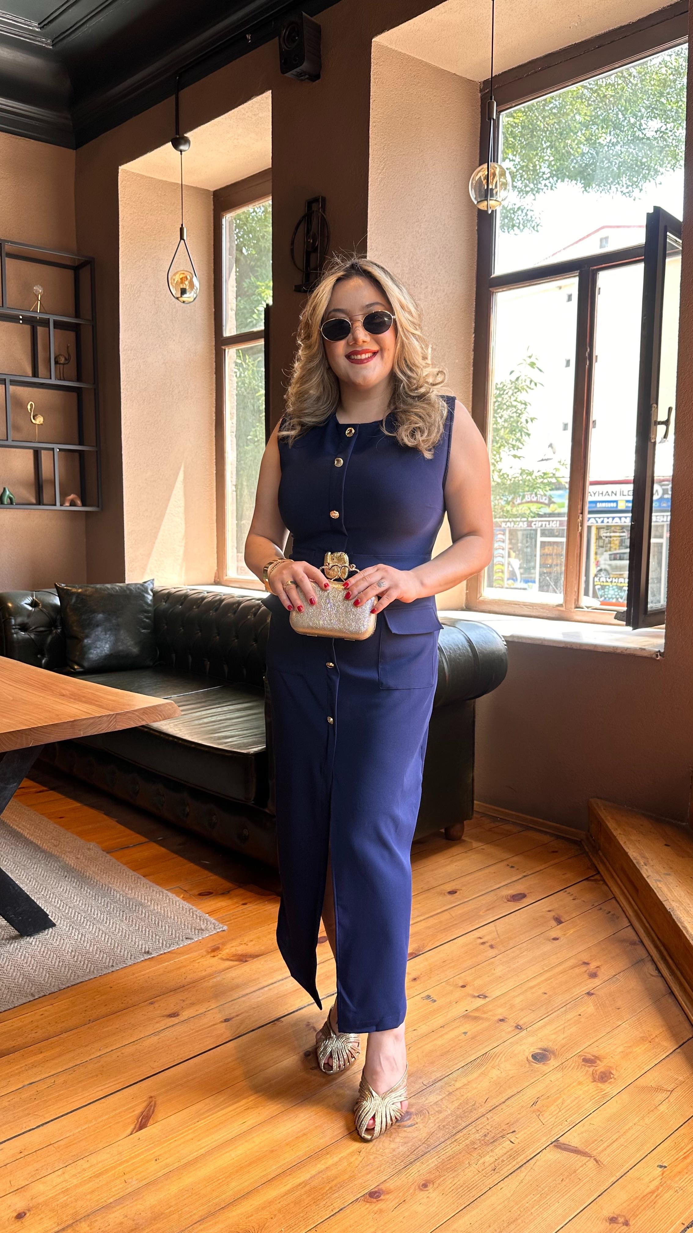 KEMERLİ MİDİ GOLD DÜĞMELİ KREP ELBİSE LACİVERT