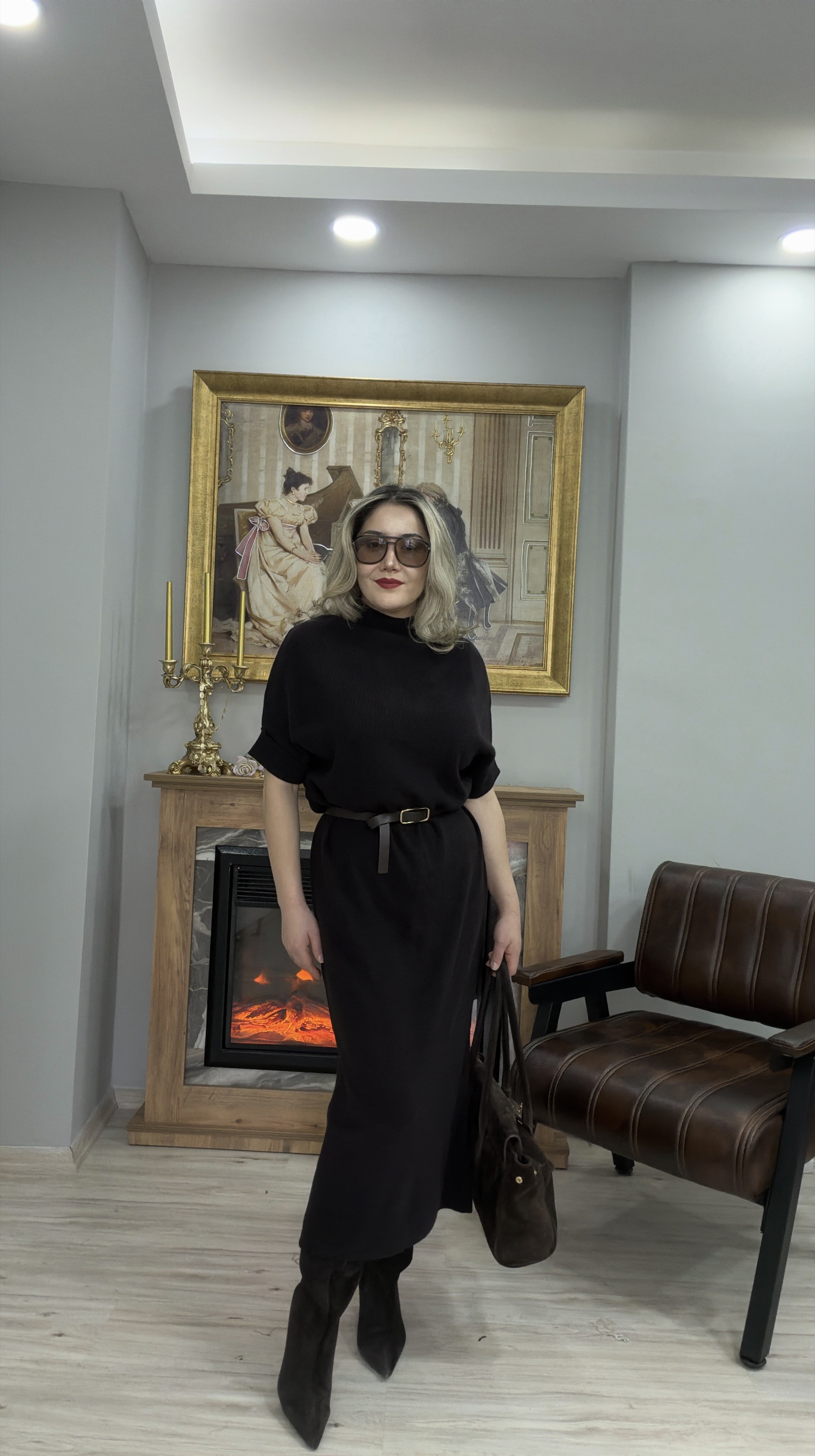 KEMERLİ TRİKO ELBİSE KAHVE