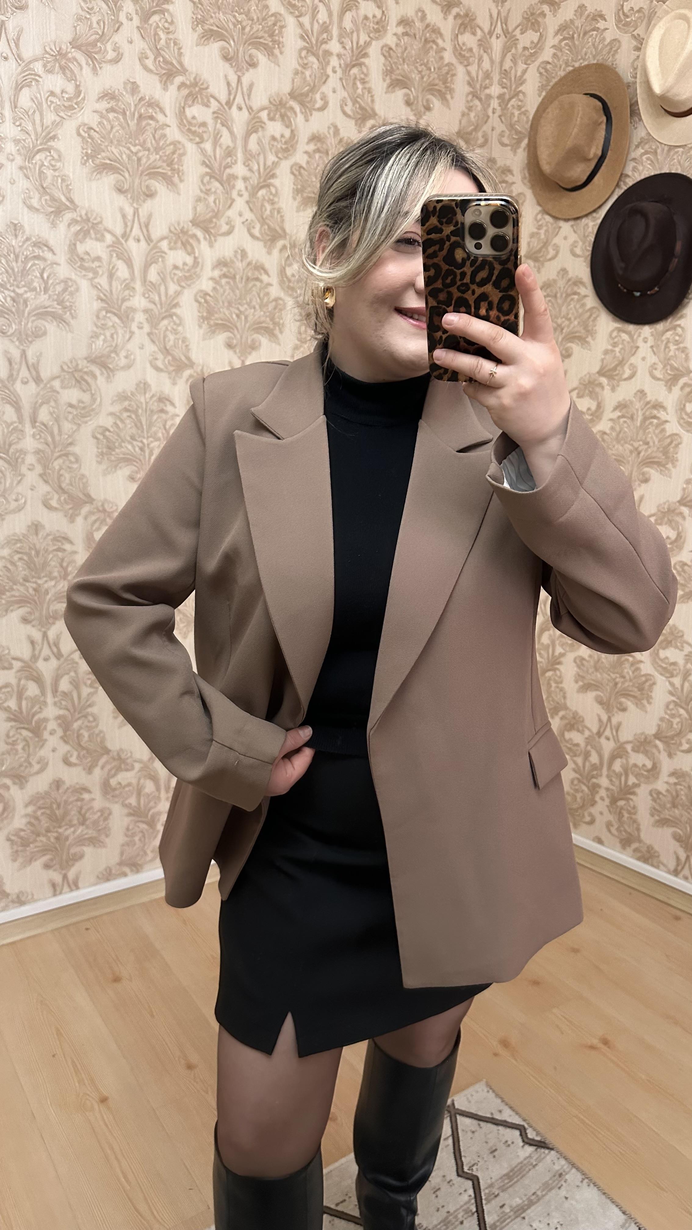 KOL KATLAMALI BLAZER CEKET VİZON