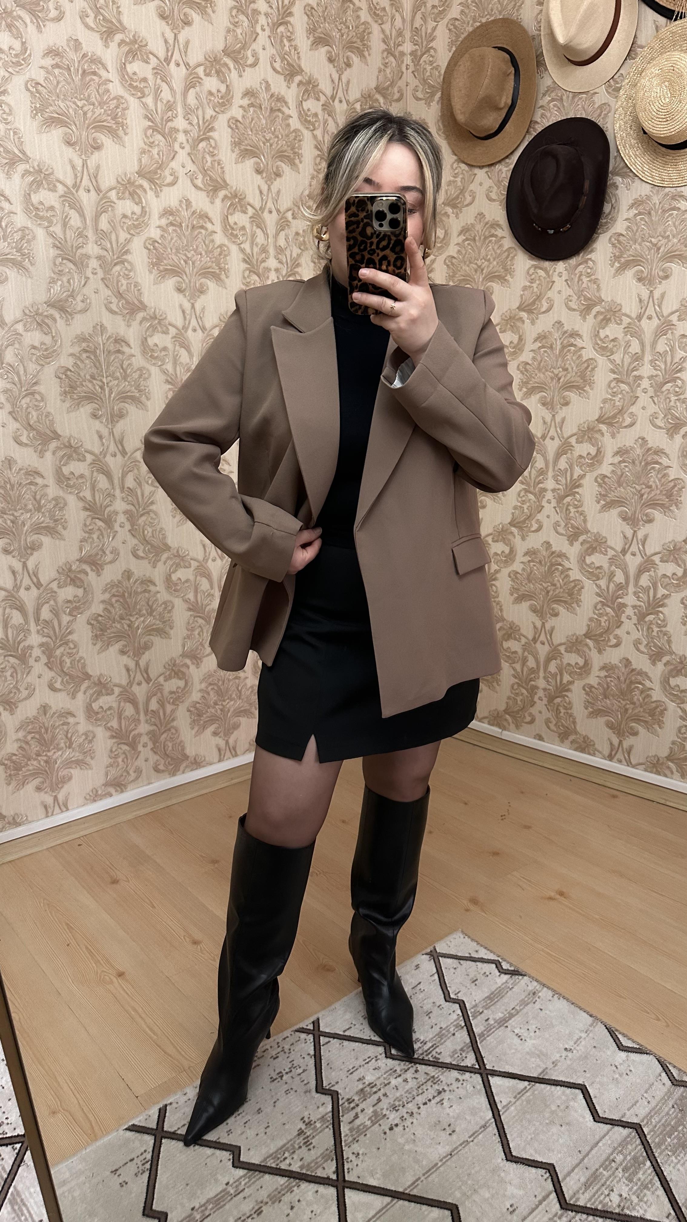 KOL KATLAMALI BLAZER CEKET VİZON