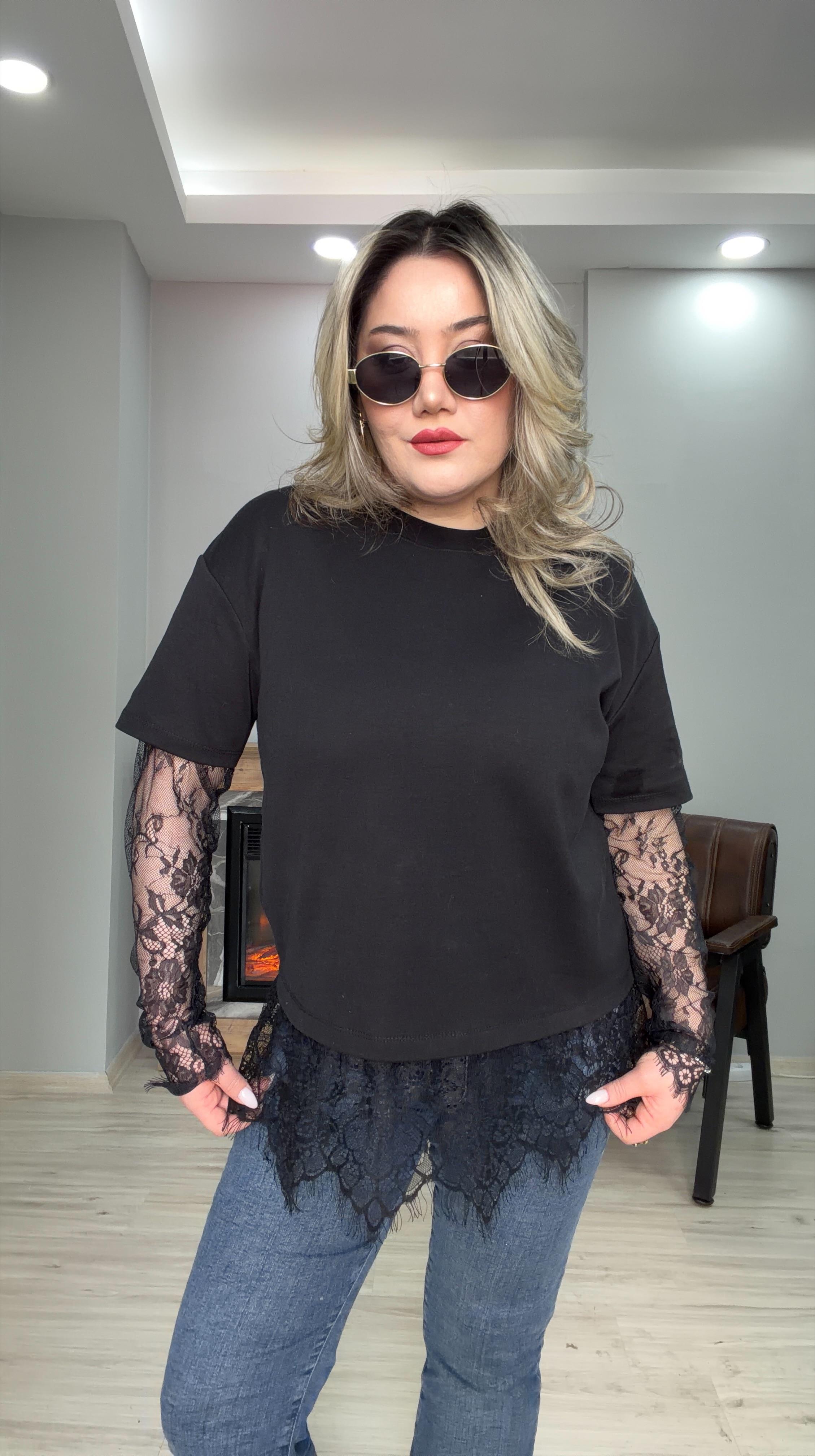 KOLLARI DANTELLİ BASIC TİŞÖRT SİYAH  