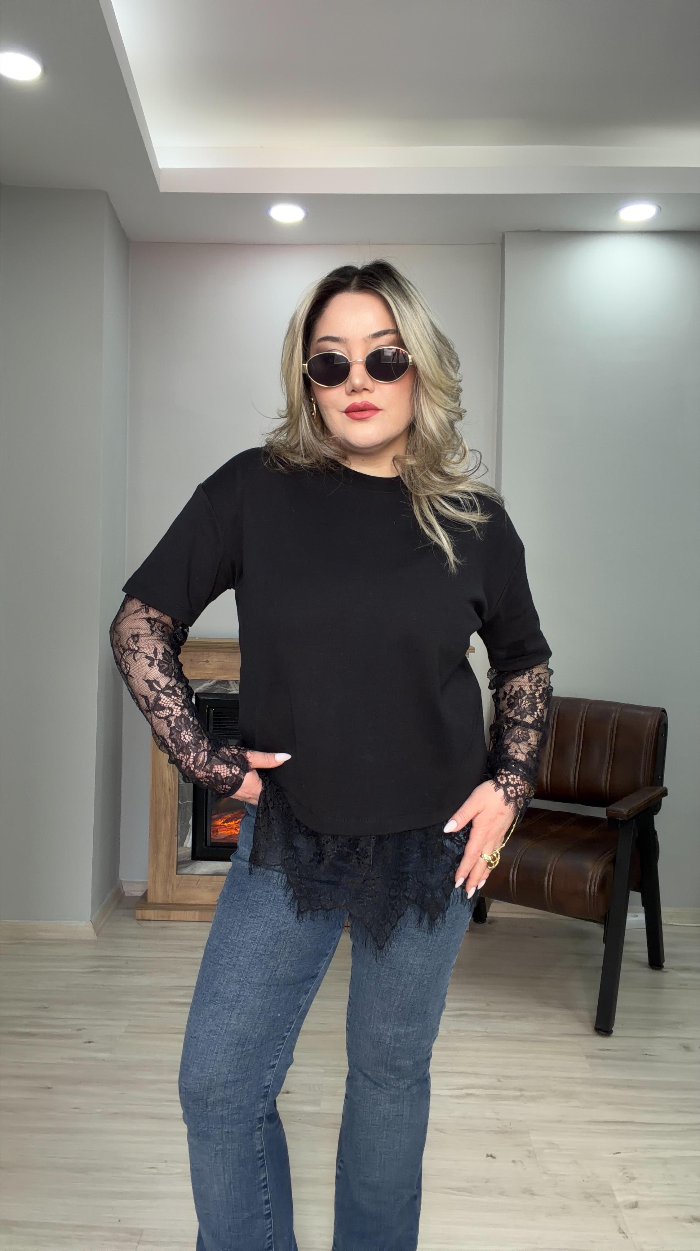 KOLLARI DANTELLİ BASIC TİŞÖRT SİYAH  