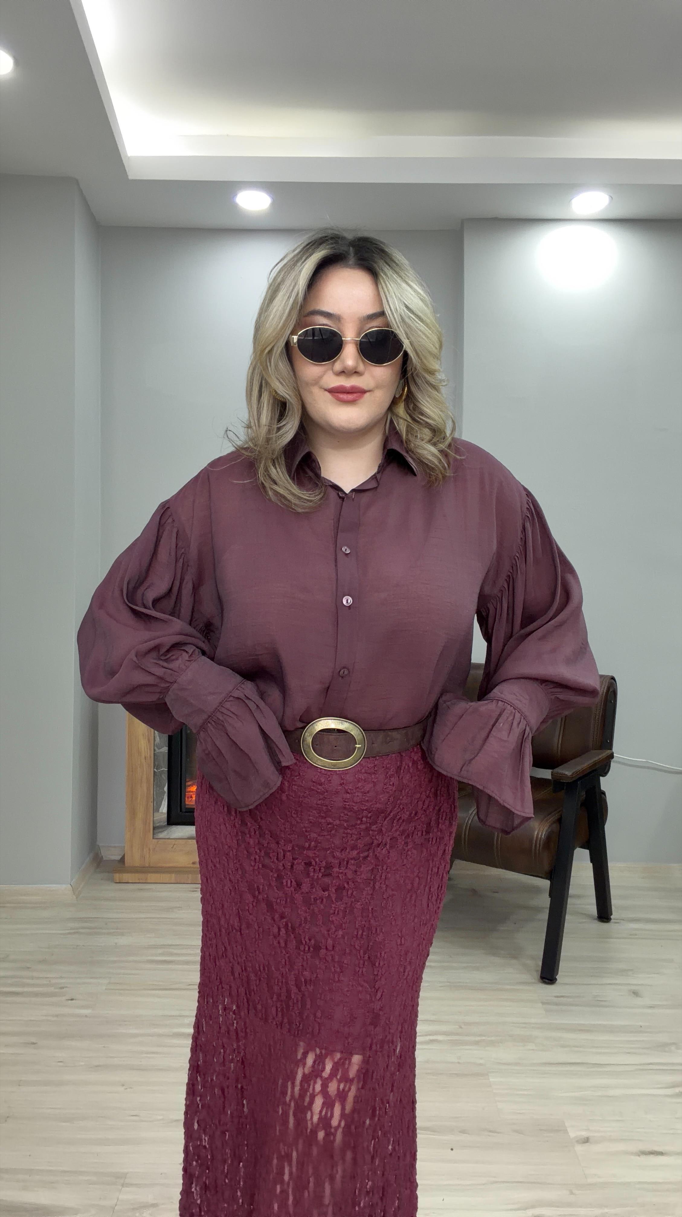 KOLLARI VOLANLI BORDO GÖMLEK