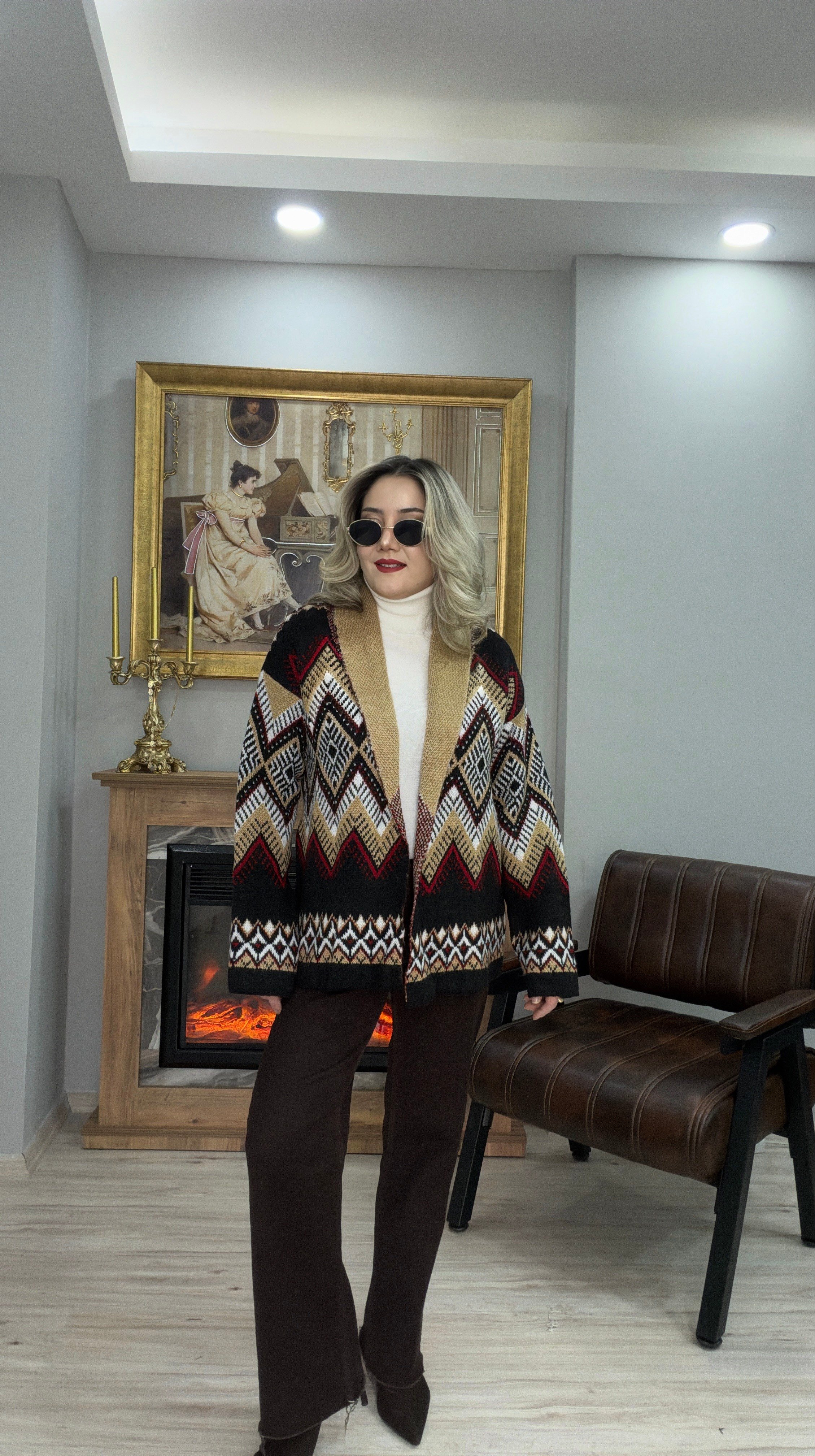 KRUVAZE DESENLİ HIRKA